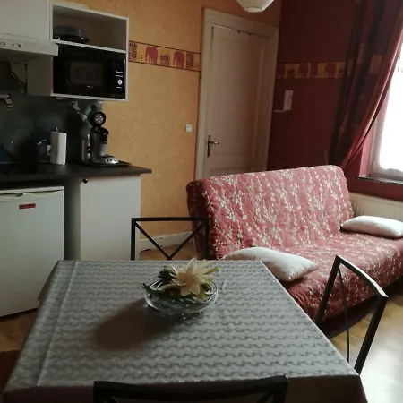 Villa-valentine Apartment *